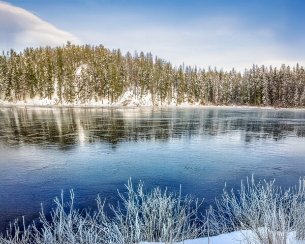 4036 Mineral Lake Frozen in Time
